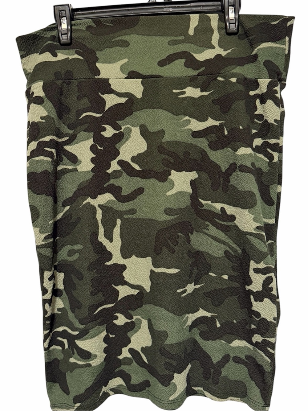 LuLaRoe Pencil Skirt in Green Camo size 18